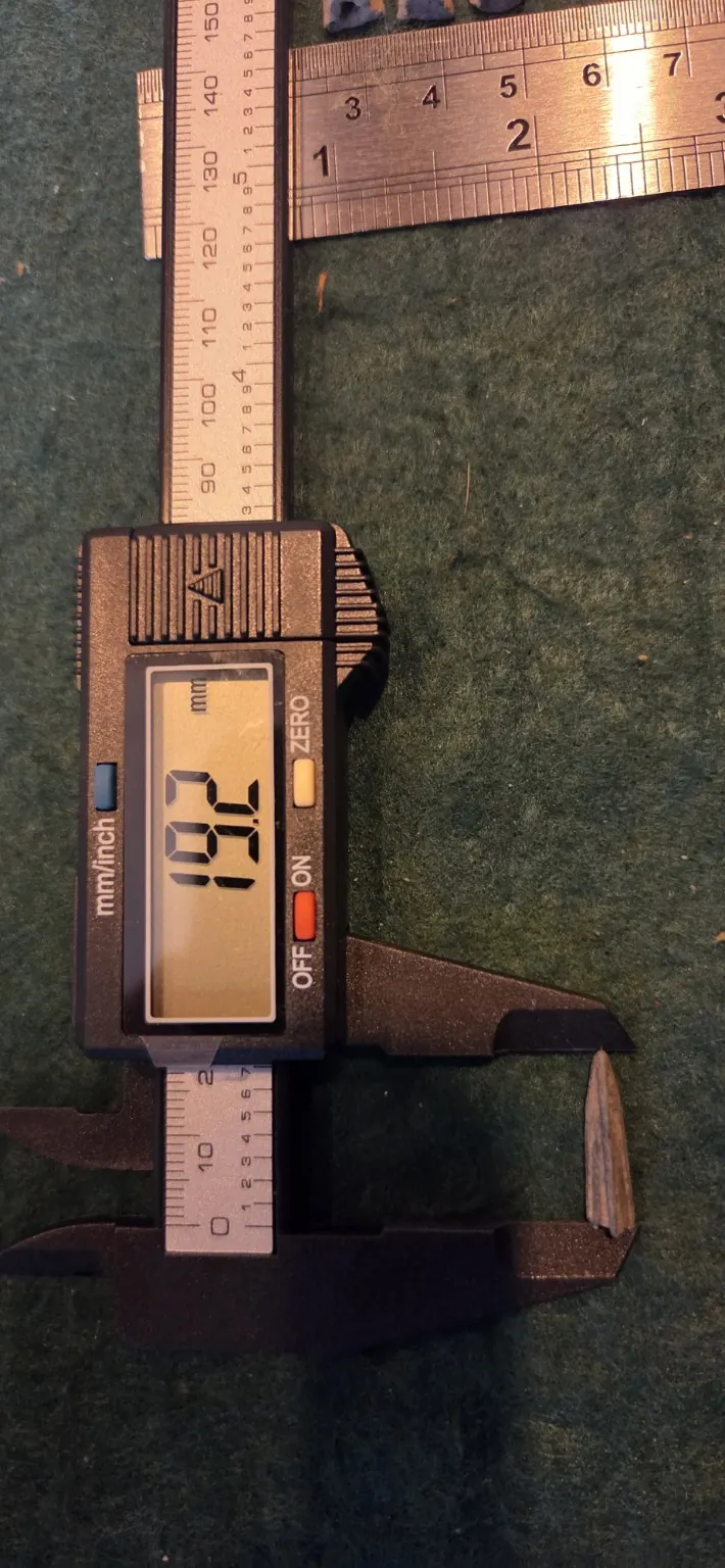 G07 — measurement photograph of actual arrowhead
